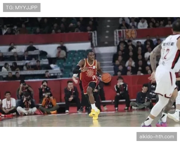 中超MVP争夺战再起波澜：状态回暖核心球员表现抢眼