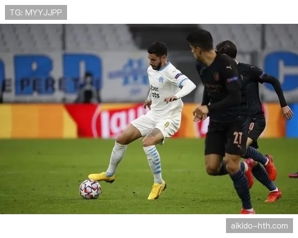 马赛中场组织能力近期表现稳健,攻防转换效率持续提升 马赛中场组织能力近期表现稳健,攻防转换效率持续提升